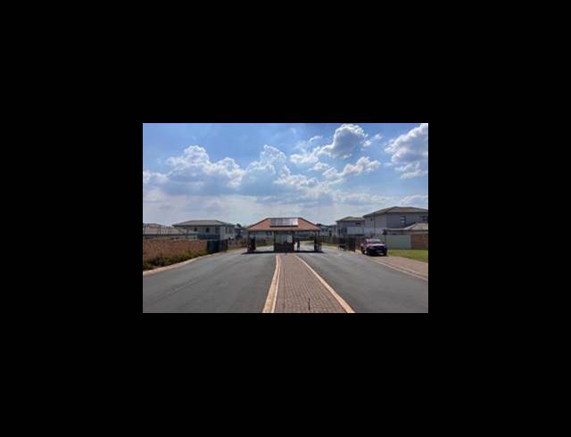 3 BEDROOM PROPERTY TO RENT IN THATCHFIELD